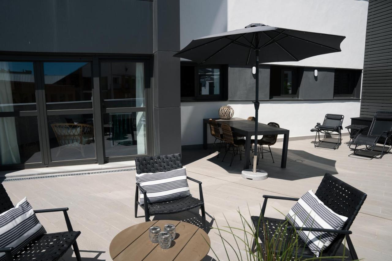 Central Premium Pool Terrace New มาลากา ภายนอก รูปภาพ