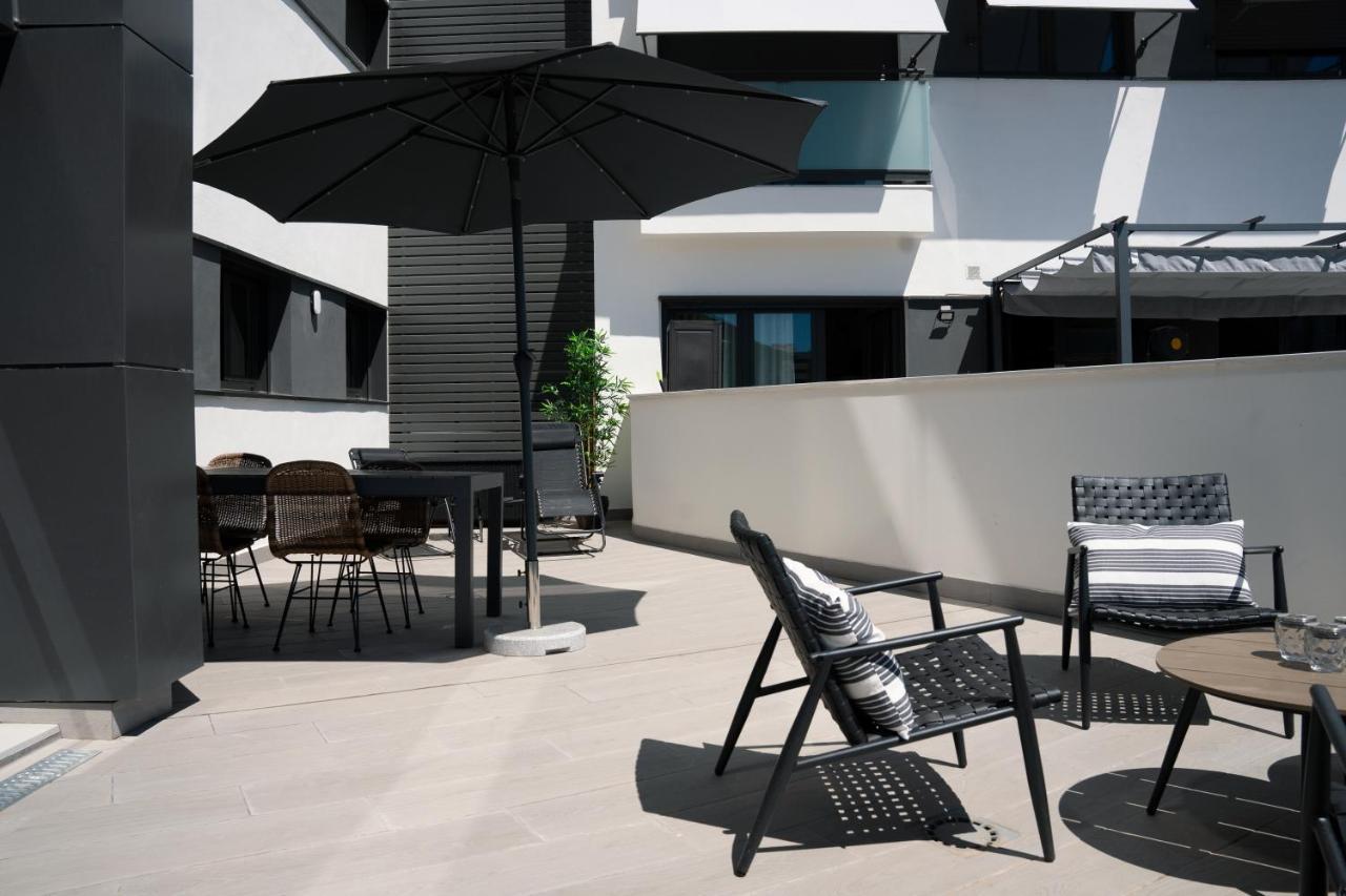 Central Premium Pool Terrace New มาลากา ภายนอก รูปภาพ